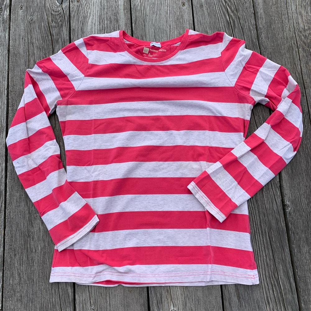 👍 FREE with purchase Gap top